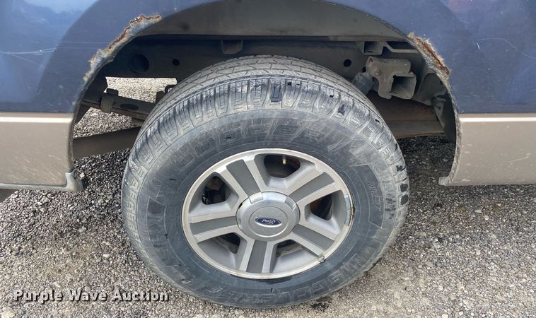 image for item DI7752 2004 Ford F150  SuperCrew pickup truck