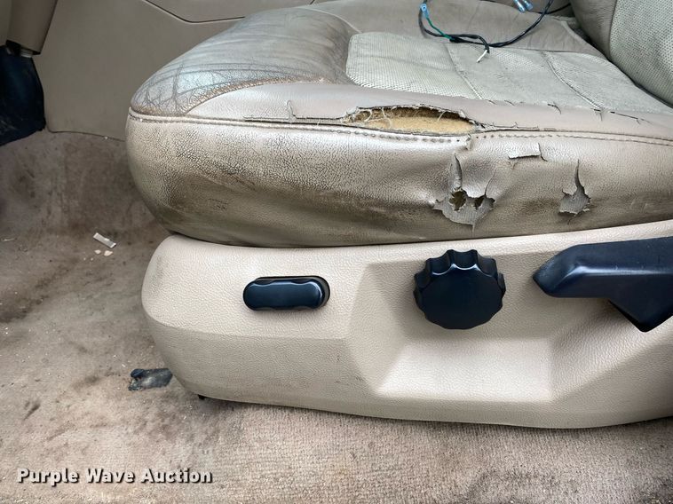 image for item DI7753 2005 Ford Expedition  SUV