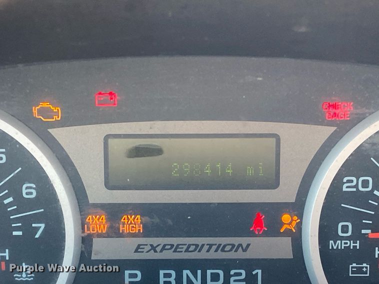 image for item DI7753 2005 Ford Expedition  SUV