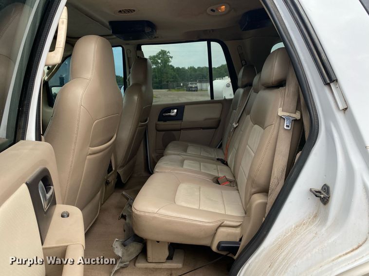 image for item DI7753 2005 Ford Expedition  SUV