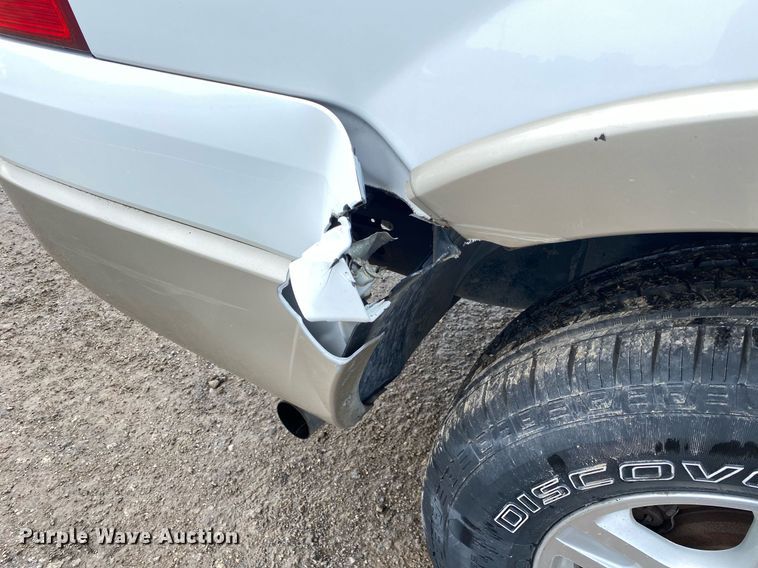 image for item DI7753 2005 Ford Expedition  SUV