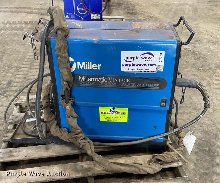 image for item DI7763 Miller Millermatic Vintage welder