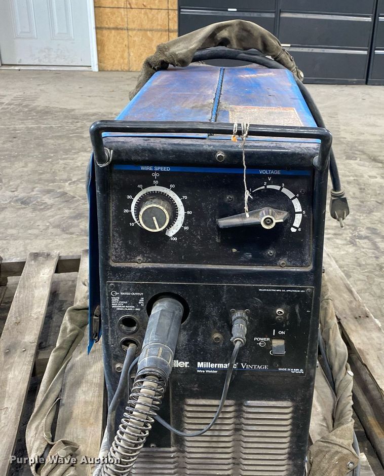image for item DI7763 Miller Millermatic Vintage welder