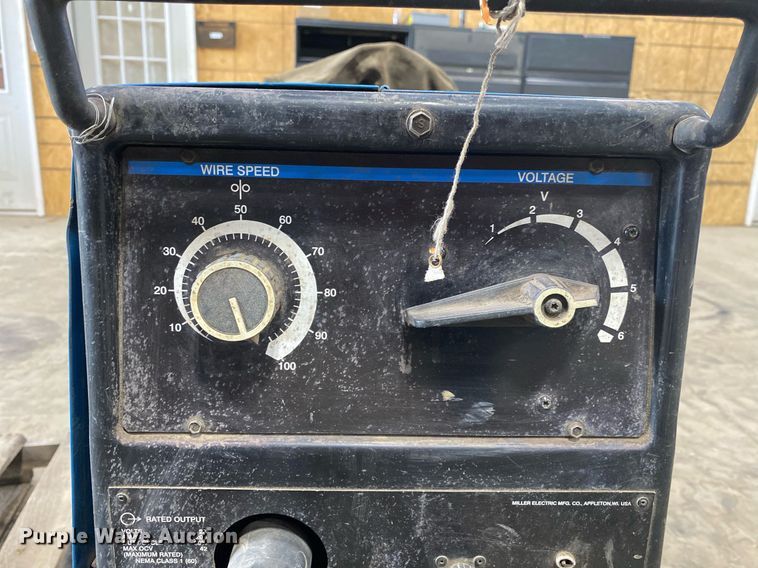 image for item DI7763 Miller Millermatic Vintage welder