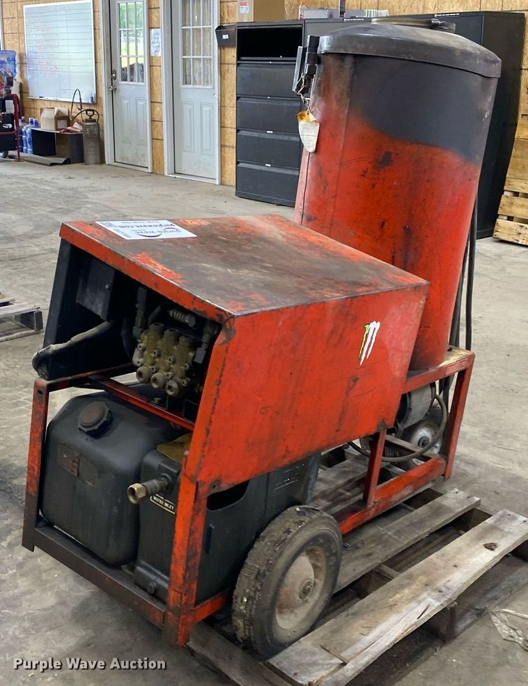 image for item DI7764 Hotsy  pressure washer