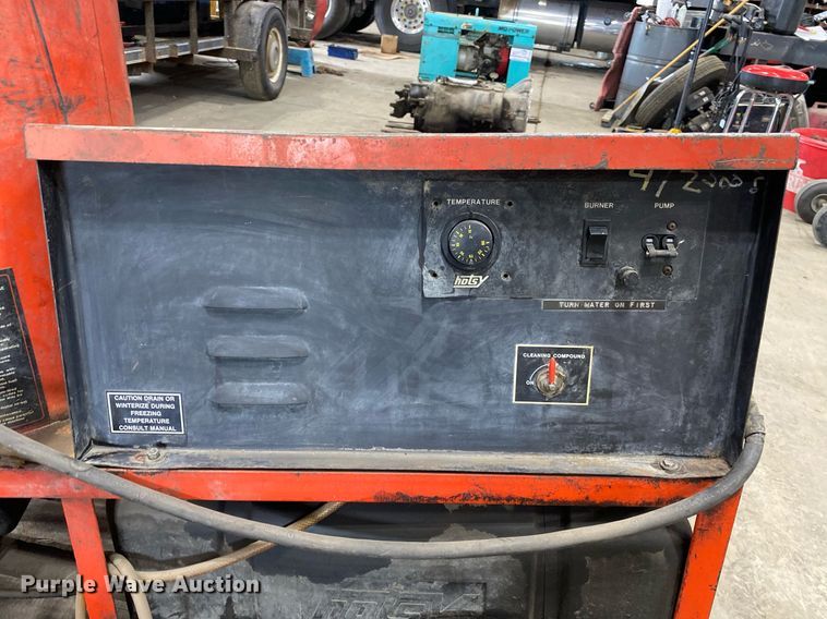 image for item DI7764 Hotsy  pressure washer