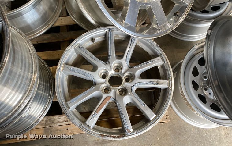 image for item DI7768 (12) wheels