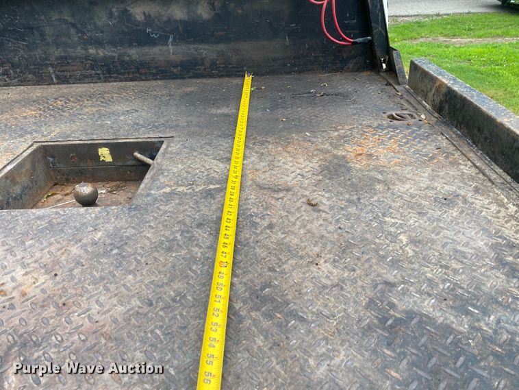 image for item DI7769 2003 Dodge Ram 3500  Quad Cab bale bed pickup truck