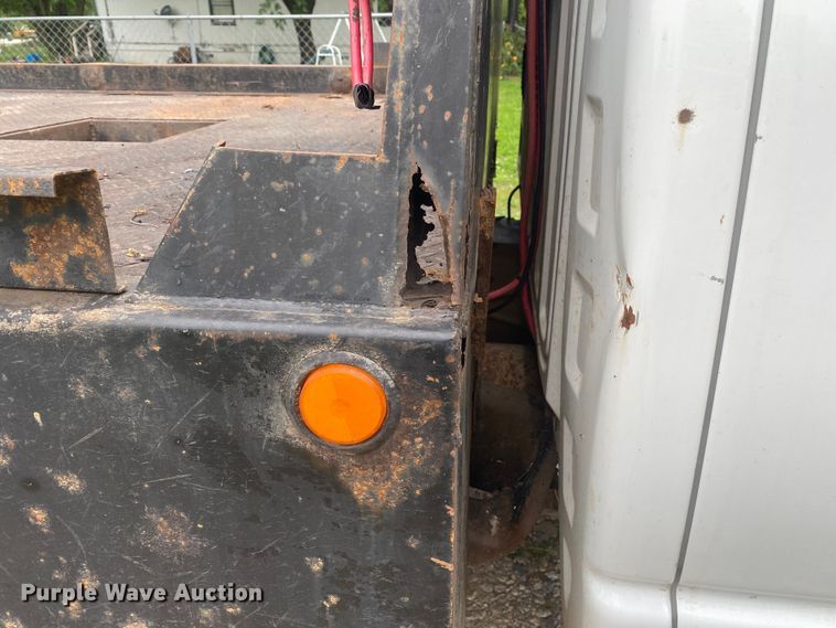 image for item DI7769 2003 Dodge Ram 3500  Quad Cab bale bed pickup truck