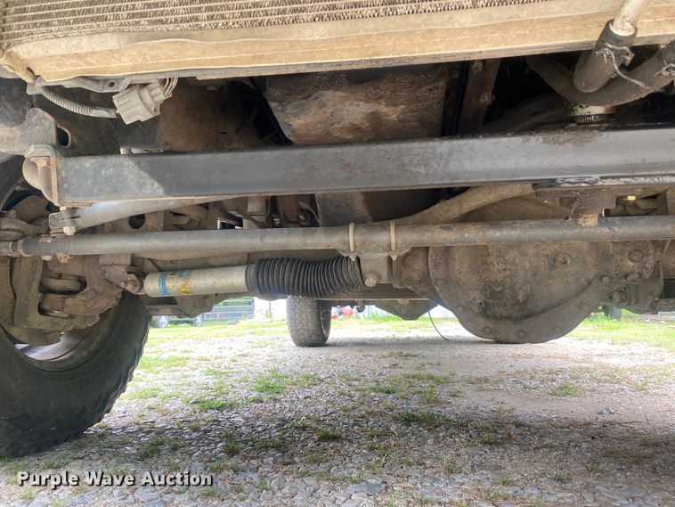 image for item DI7769 2003 Dodge Ram 3500  Quad Cab bale bed pickup truck