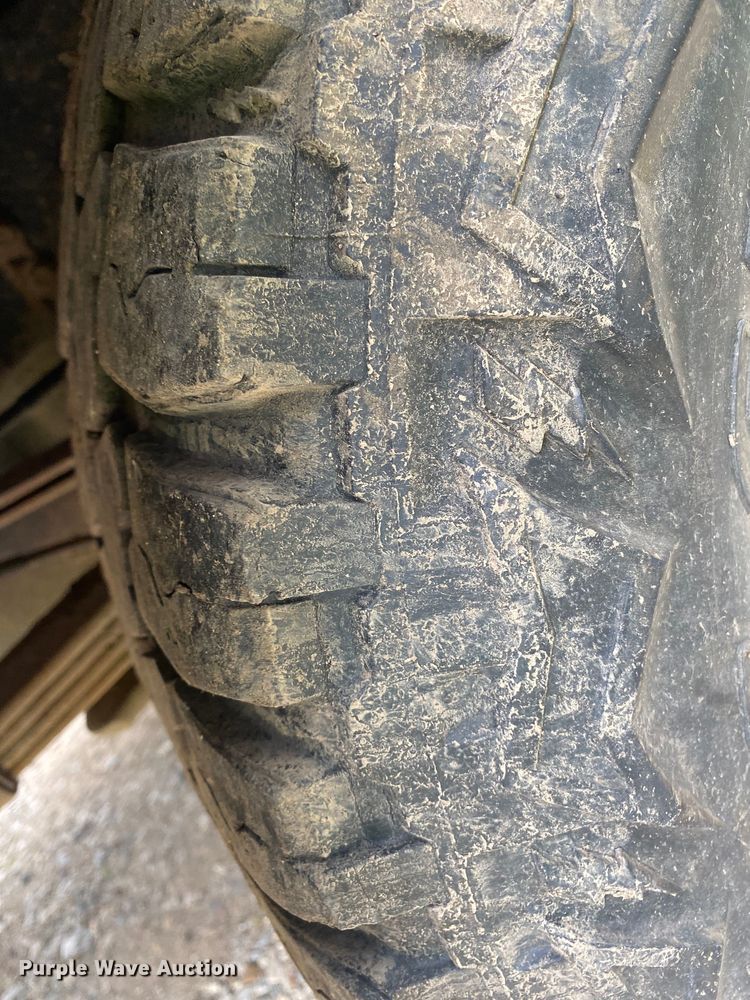 image for item DI7769 2003 Dodge Ram 3500  Quad Cab bale bed pickup truck