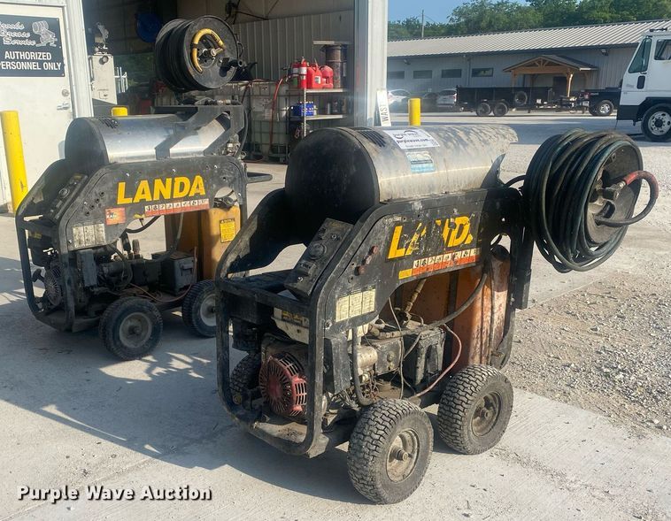 image for item DI7770 (2) Landa pressure washers
