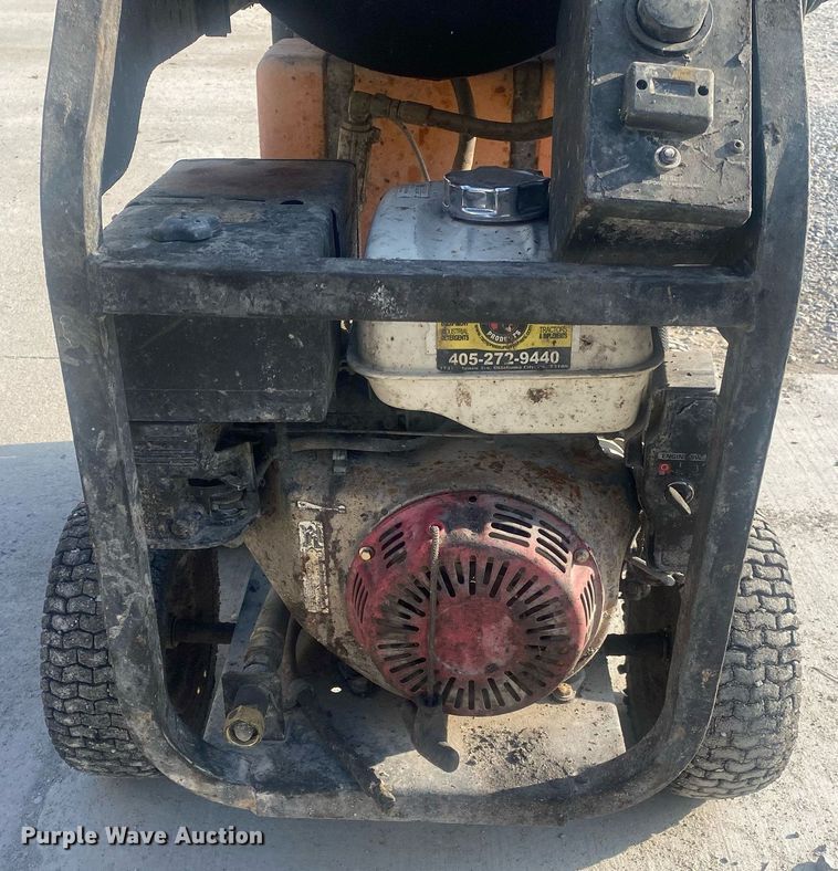 image for item DI7770 (2) Landa pressure washers