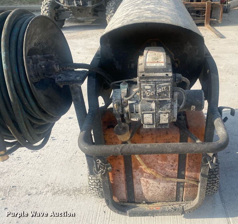 image for item DI7770 (2) Landa pressure washers