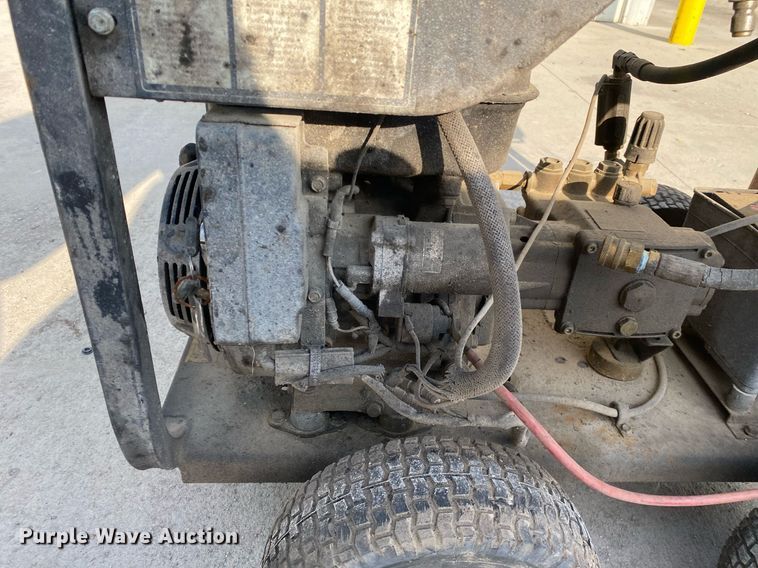 image for item DI7770 (2) Landa pressure washers