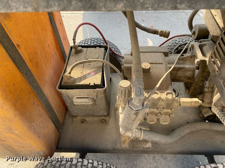 image for item DI7770 (2) Landa pressure washers