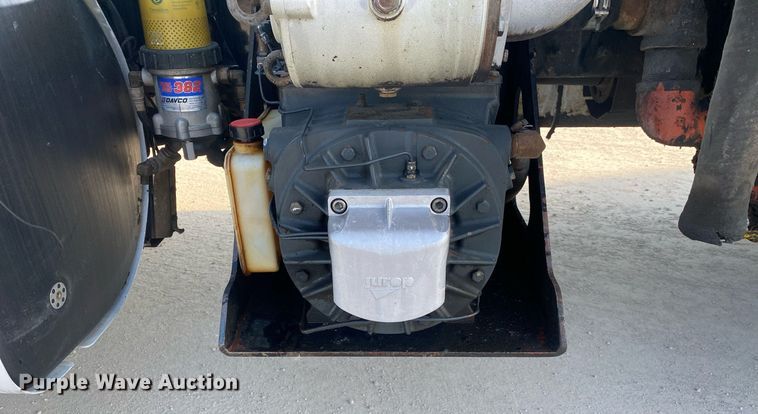 image for item DI7771 2013 Mack GU713  vacuum truck