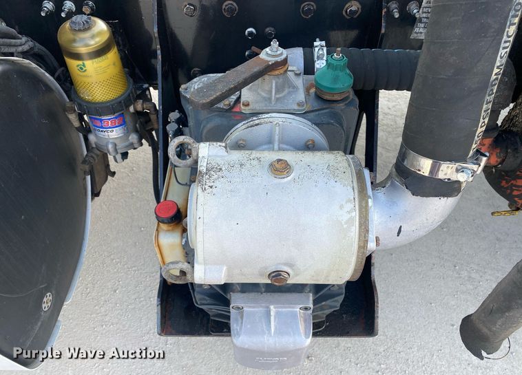 image for item DI7771 2013 Mack GU713  vacuum truck