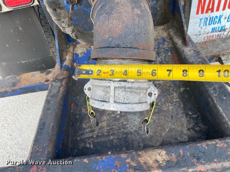 image for item DI7771 2013 Mack GU713  vacuum truck