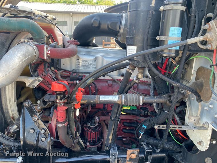 image for item DI7771 2013 Mack GU713  vacuum truck