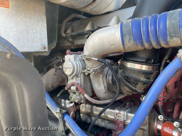 image for item DI7771 2013 Mack GU713  vacuum truck