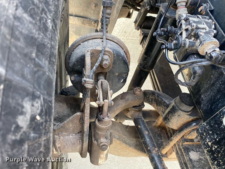 image for item DI7771 2013 Mack GU713  vacuum truck