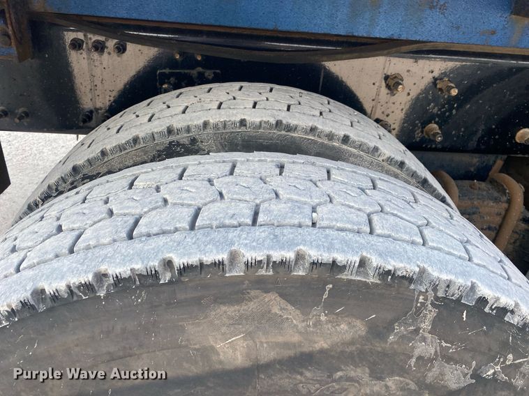 image for item DI7771 2013 Mack GU713  vacuum truck