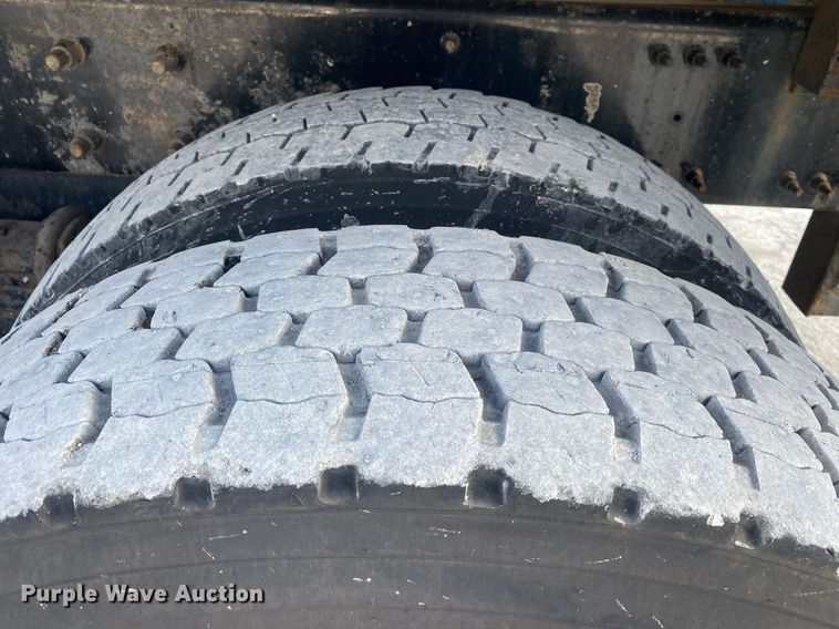 image for item DI7771 2013 Mack GU713  vacuum truck