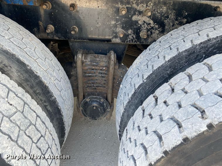 image for item DI7771 2013 Mack GU713  vacuum truck