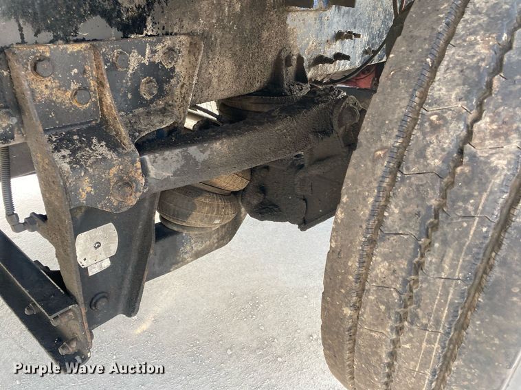 image for item DI7771 2013 Mack GU713  vacuum truck