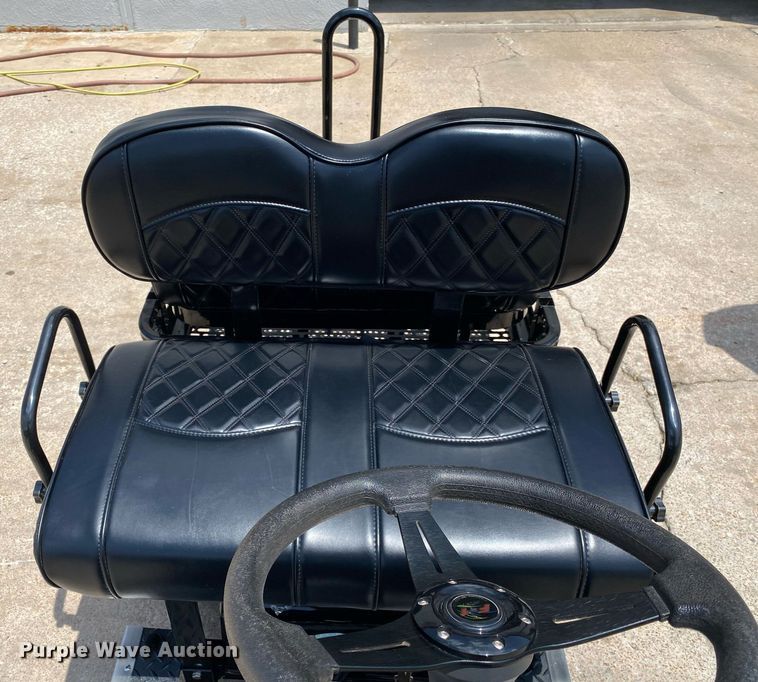 image for item DI7792 2022 Cricket  golf cart