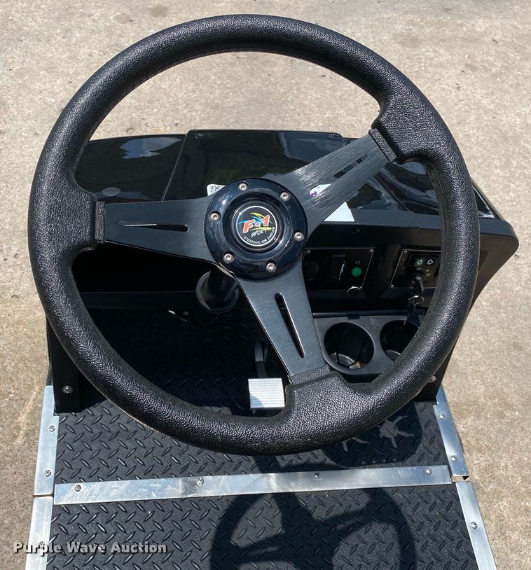 image for item DI7792 2022 Cricket  golf cart