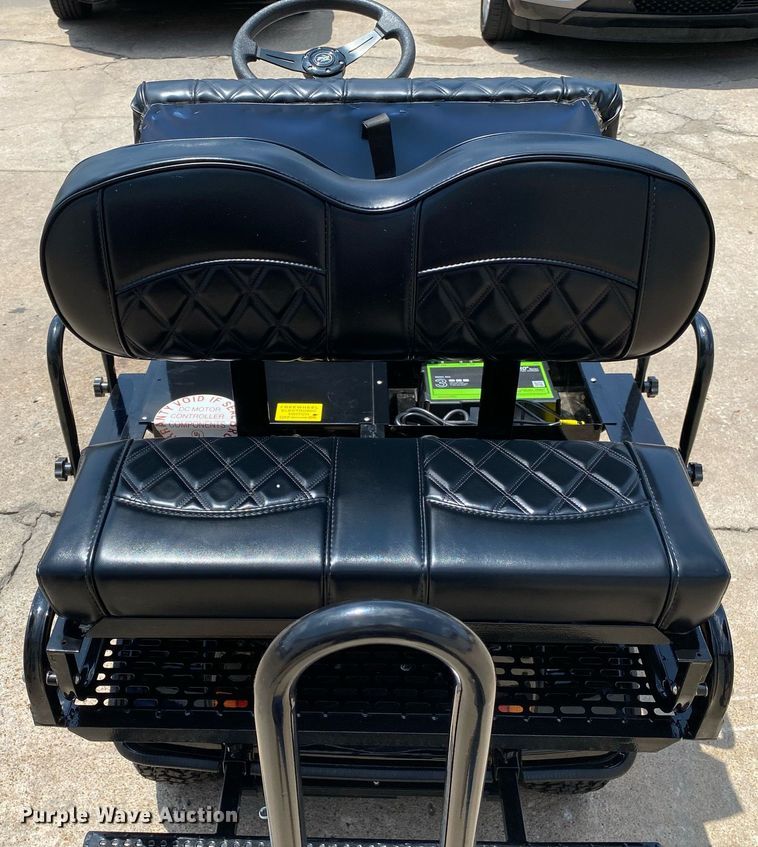 image for item DI7792 2022 Cricket  golf cart