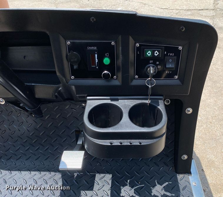 image for item DI7792 2022 Cricket  golf cart