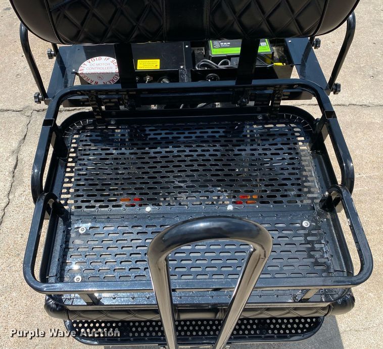 image for item DI7792 2022 Cricket  golf cart