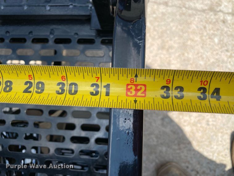 image for item DI7792 2022 Cricket  golf cart