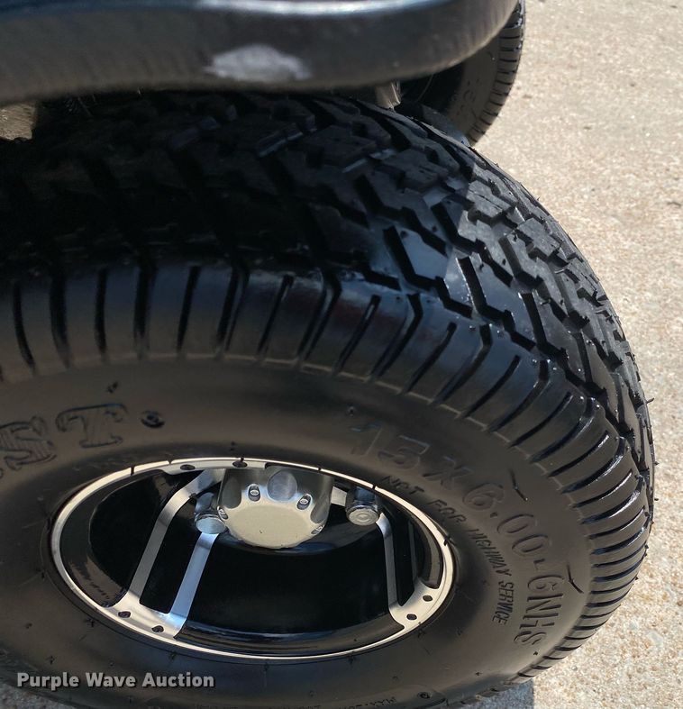 image for item DI7792 2022 Cricket  golf cart