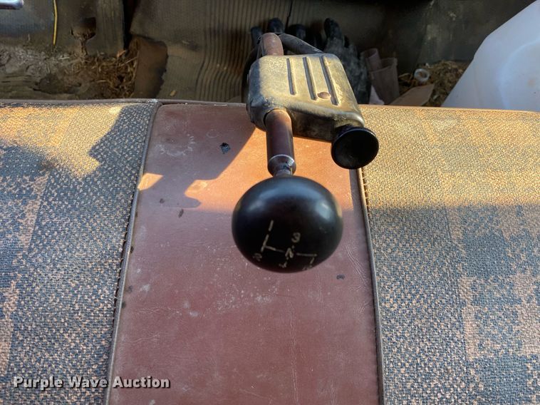 image for item DI7809 1975 Chevrolet C60  flatbed truck