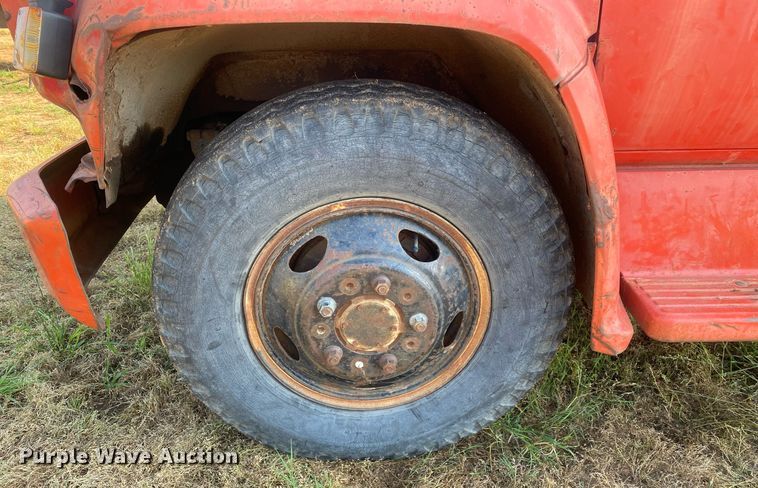 image for item DI7809 1975 Chevrolet C60  flatbed truck