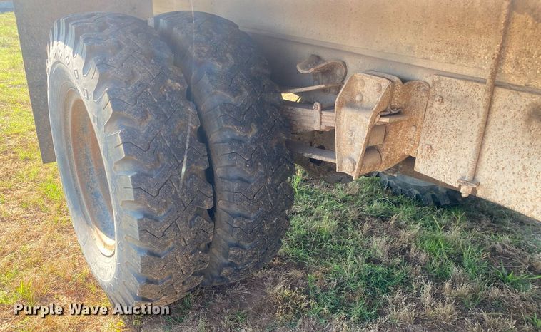 image for item DI7809 1975 Chevrolet C60  flatbed truck