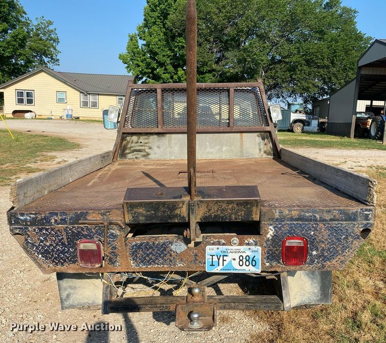 image for item DI7810 1986 Ford F250  bale bed pickup truck