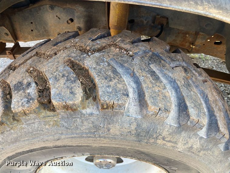 image for item DI7810 1986 Ford F250  bale bed pickup truck