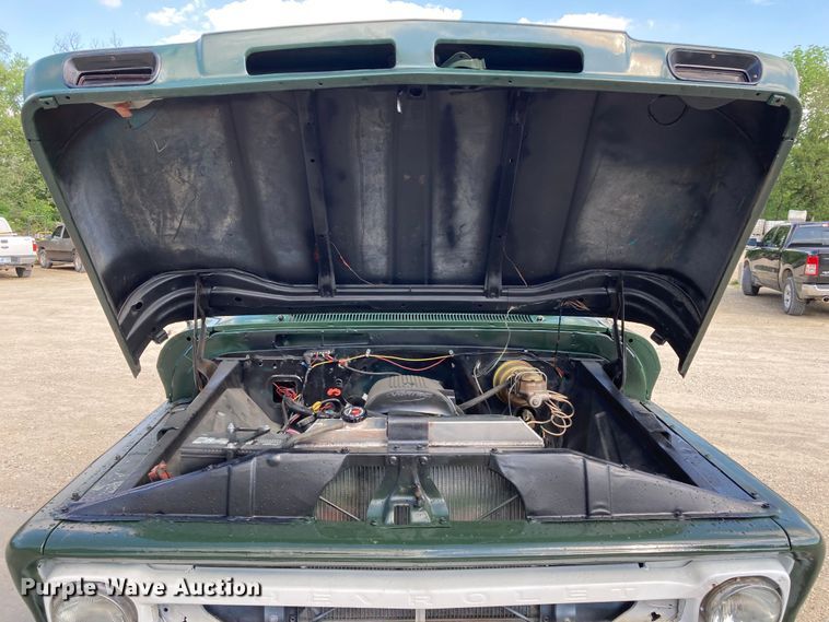 image for item DJ6161 1966 Chevrolet C10  pickup truck with 2005 Chevrolet 1500 chassis