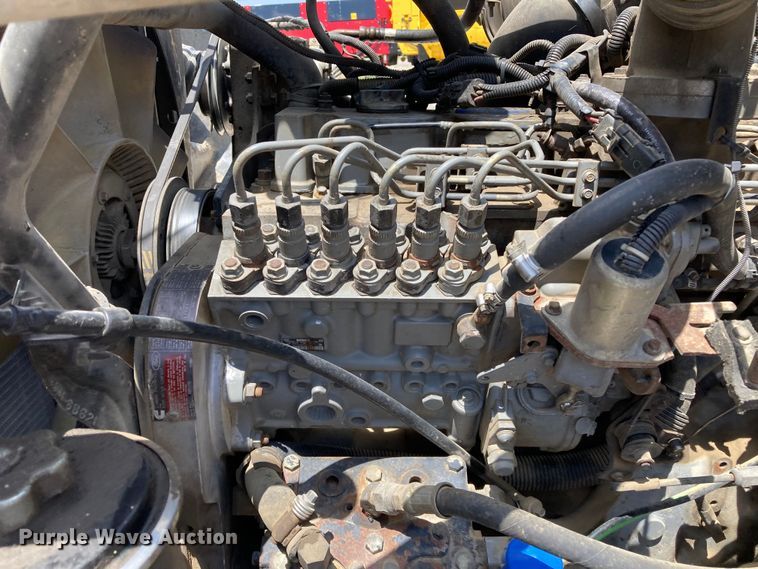 image for item DJ6163 1996 Ford LS8000  truck cab and chassis