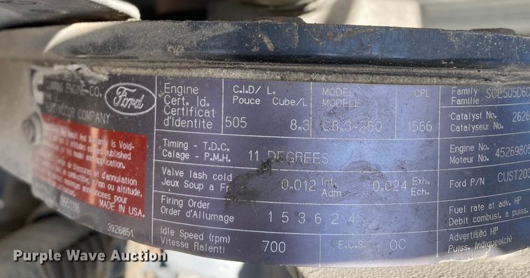 image for item DJ6163 1996 Ford LS8000  truck cab and chassis