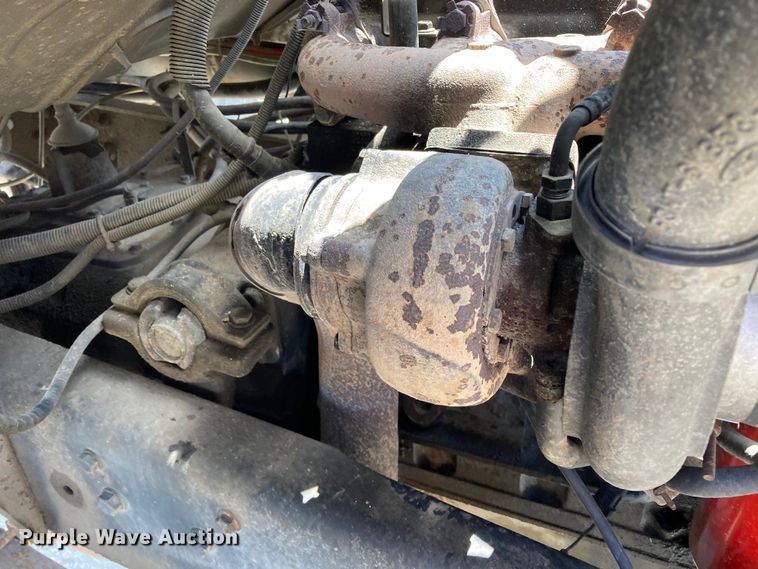 image for item DJ6163 1996 Ford LS8000  truck cab and chassis