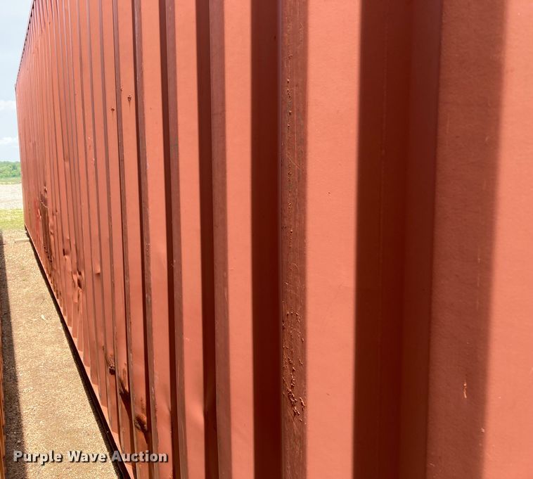 image for item DJ6165 2007 Triton  storage container