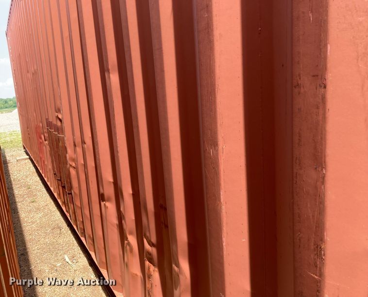 image for item DJ6165 2007 Triton  storage container