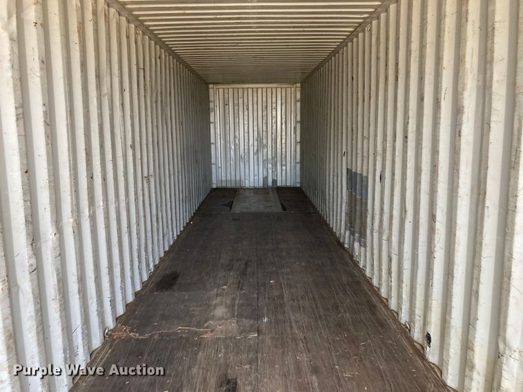 image for item DJ6165 2007 Triton  storage container