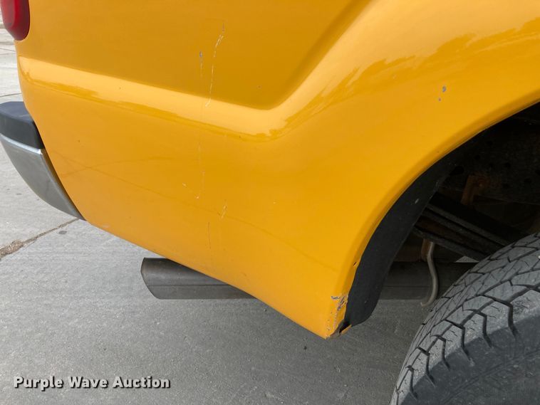 image for item DJ6166 2015 Ford F250 Super Duty  Crew Cab pickup truck